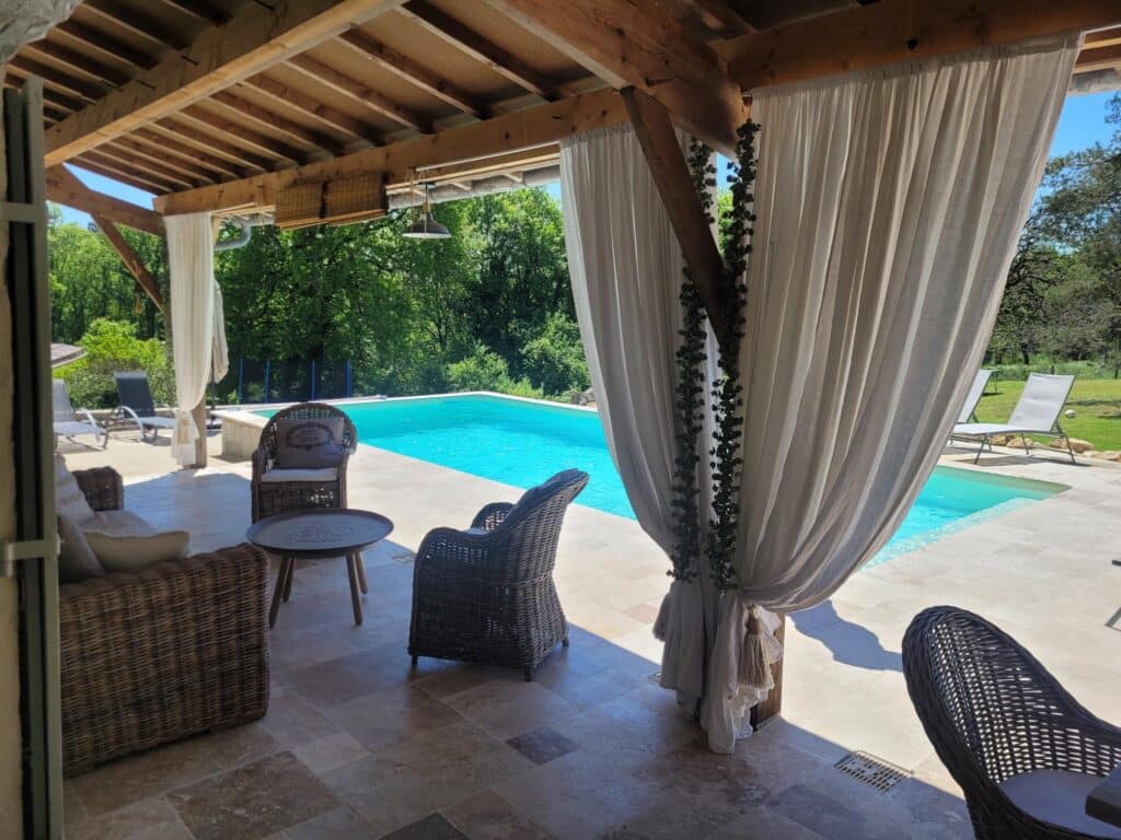Piscine / extérieur 6